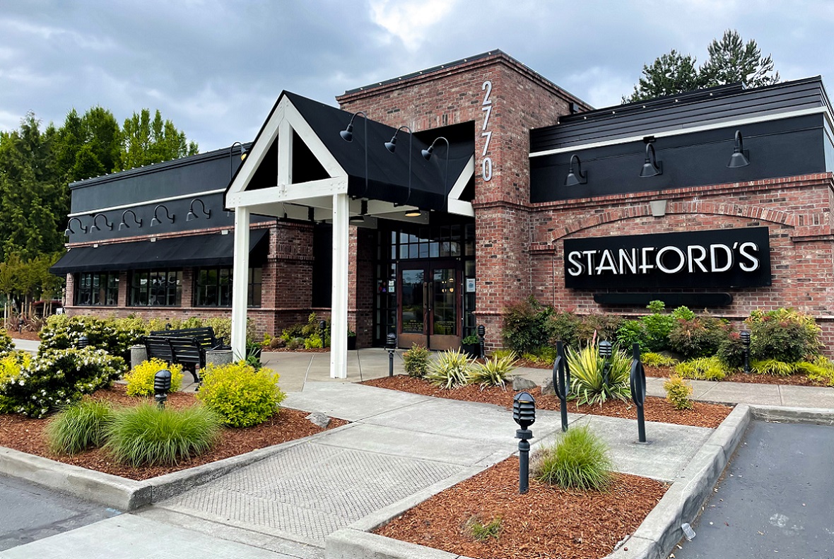 Stanford's Tanasbourne OR front of restaurant with wheelchair accessibility